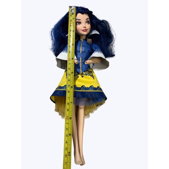Disney Descendants Evie Doll 2014 By Hasbro - Picture 10 of 14